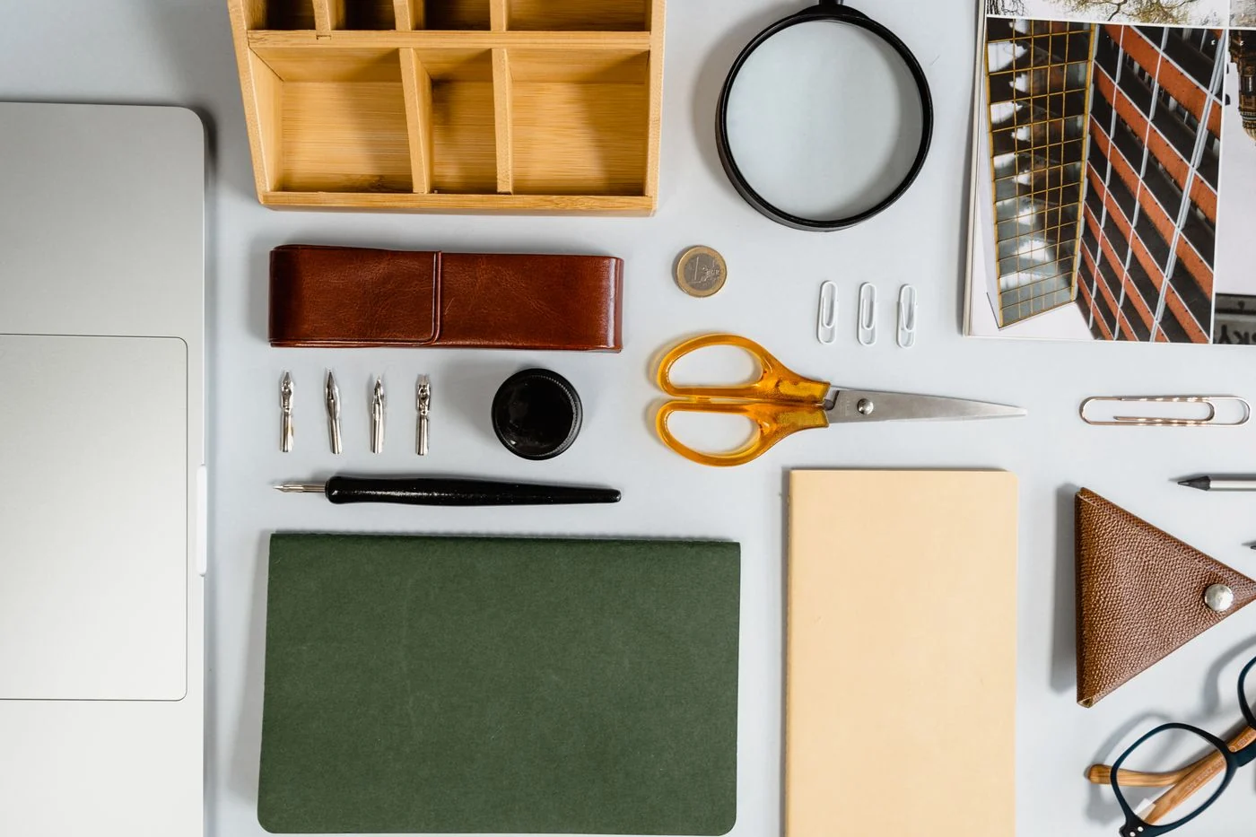 Document filing pack — illustrative product photography