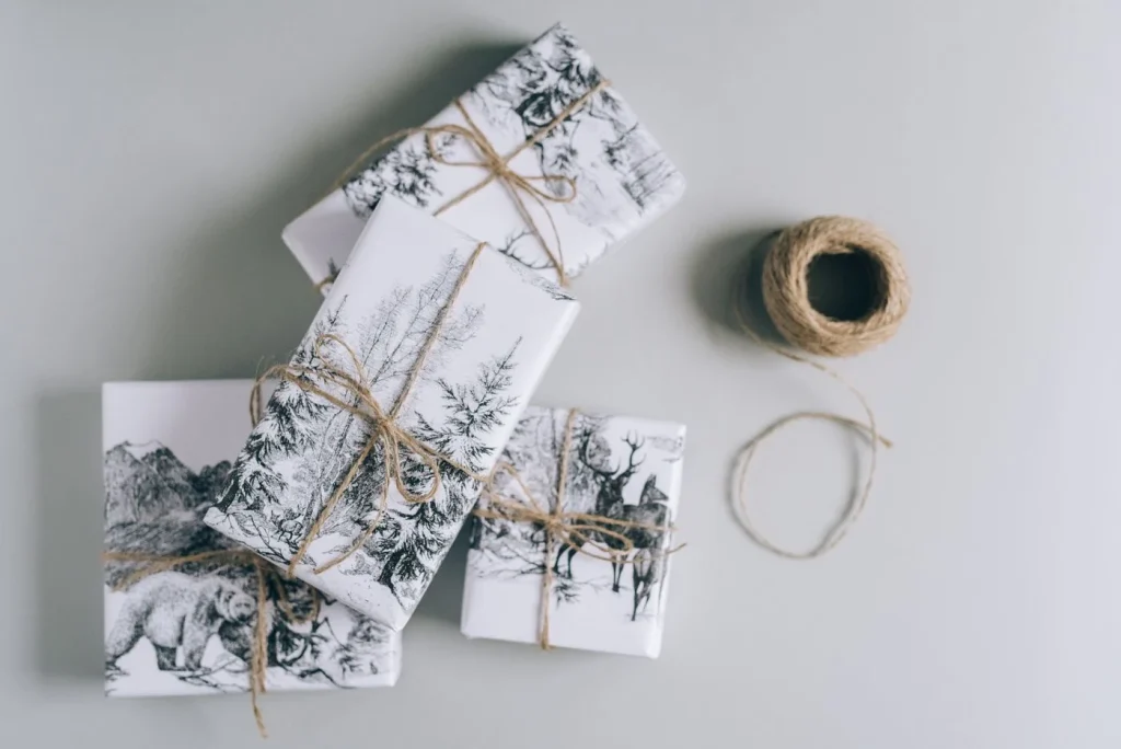 Gift wrapping kit — illustrative product photography